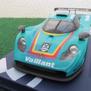 PORSCHE 911 GT1