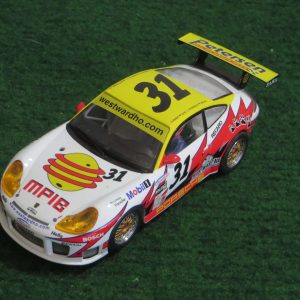 PORSCHE 911 GT3R