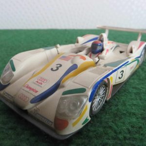 AUDI R8  SCALEXTRIC