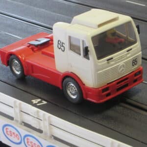 MERCEDES TRUCK