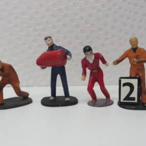 RACING FIGURES SET X