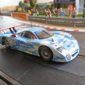 NISSAN R390 GT1