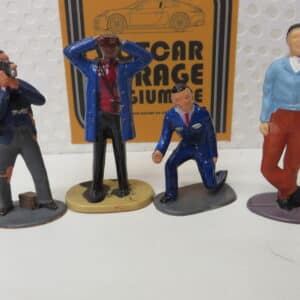 RACE FIGURES SET 1