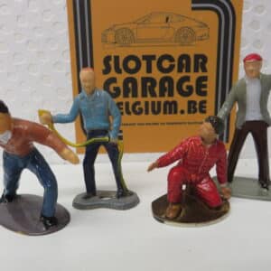 RACE FIGURES SET 4