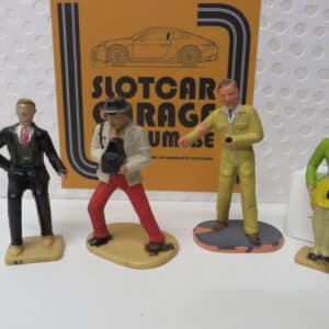 RACE FIGURES SET 8