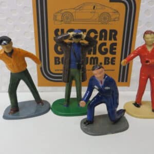 RACE FIGURES SET 9