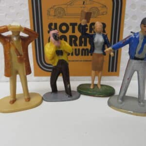 RACE FIGURES SET 13