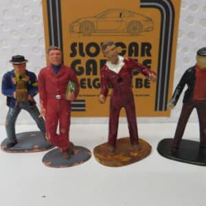RACE FIGURES SET 16