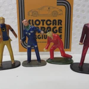 RACE FIGURES SET 23