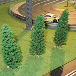 TREE TO DECORATE YOUR RACETRACK