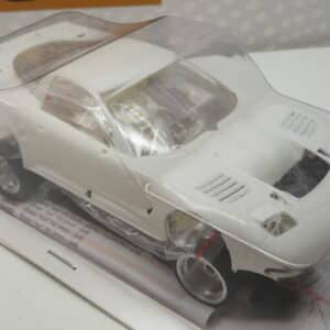 REVOSLOT CORVETTE C5-R WHITE KIT