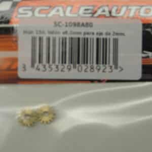 SCALEAUTO PINION DIA 8MM 15T